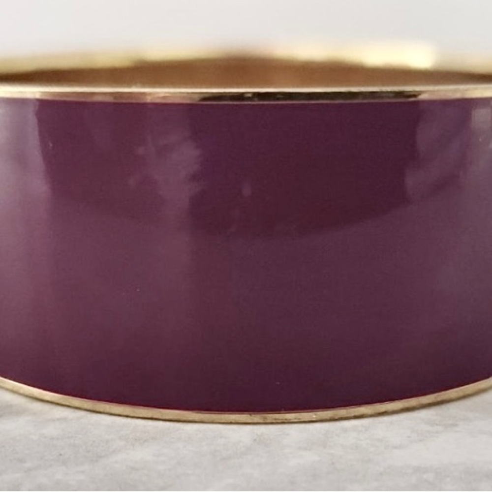 💜 Vintage 1990’s JCrew Dark Purple and Gold Thick Wide Enameled Bangle Bracelet - Picture 7 of 7